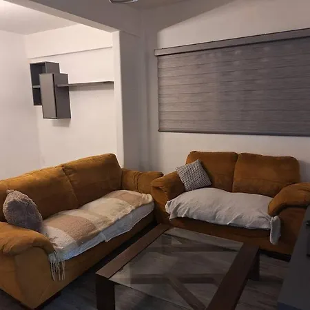 2 Bed Apartment Just Off Reforma